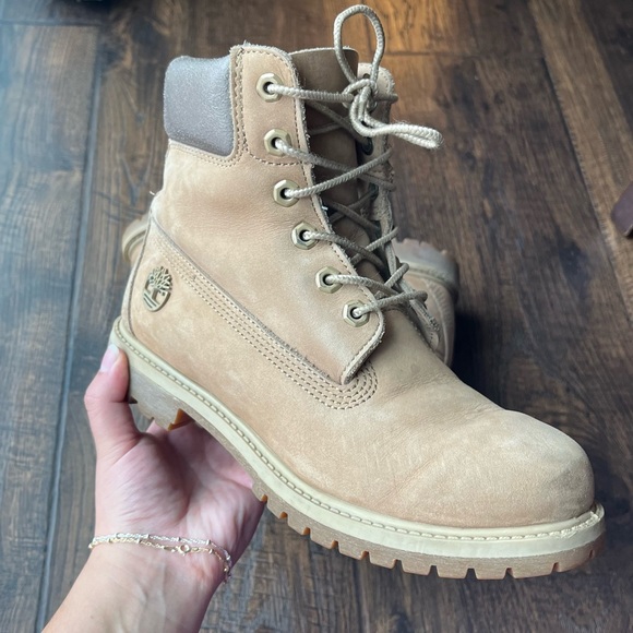 Timberland Shoes - Timberland 6” Metallic Collar Waterproof Boots